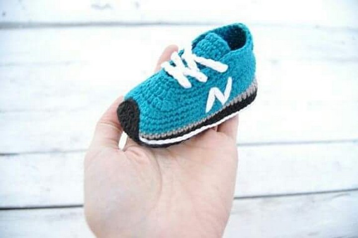 crochet baby boy shoes