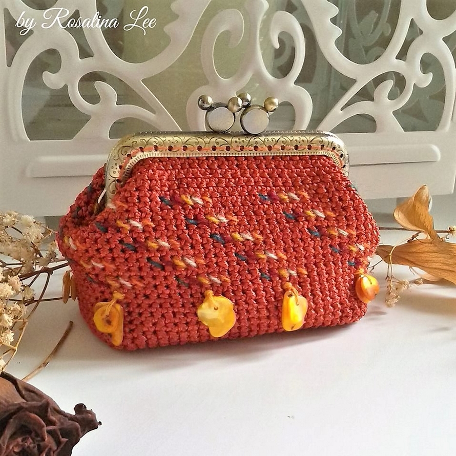 Crochet Purses Made by Rosalina Lee – 1001 Crochet